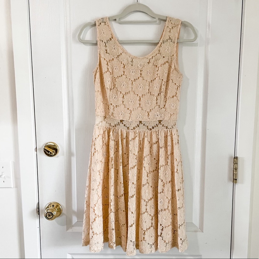 Altar’d State Lined Floral Lace Sleeveless Dress M
